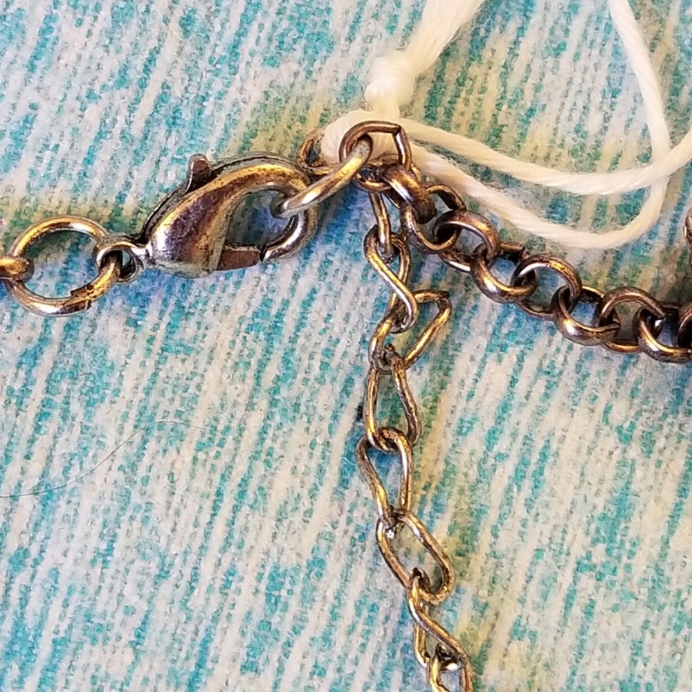 HP🦚 Handmade Glass Crystal Flower Necklace - Picture 5 of 8